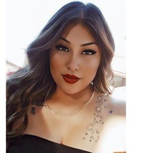 Meet your Posher, Antonette